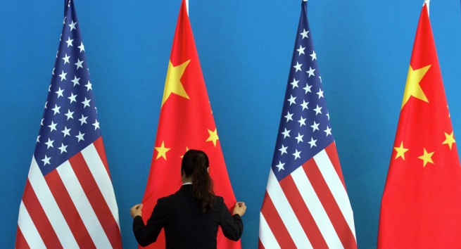 161637-les-etats-unis-et-la-chine-signent-un-accord-commercial-preliminaire.jpg