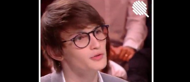 174739-le-fils-de-carla-bruni-et-raphaeel-enthoven-victimeattaques-antisemites.jpg