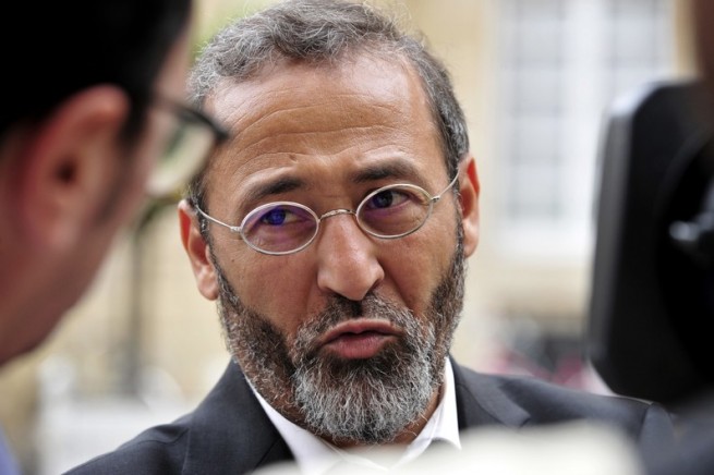 176470-30-imamsengagent-contre-la-radicalisation.jpg