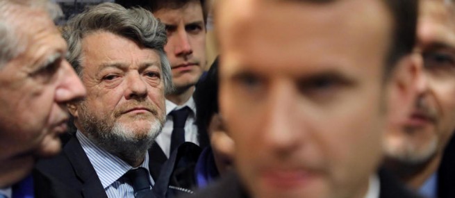 177483-banlieues-macron-enterre-le-rapport-borloo.jpg
