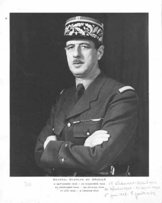 3810-de-gaulle-2.jpg