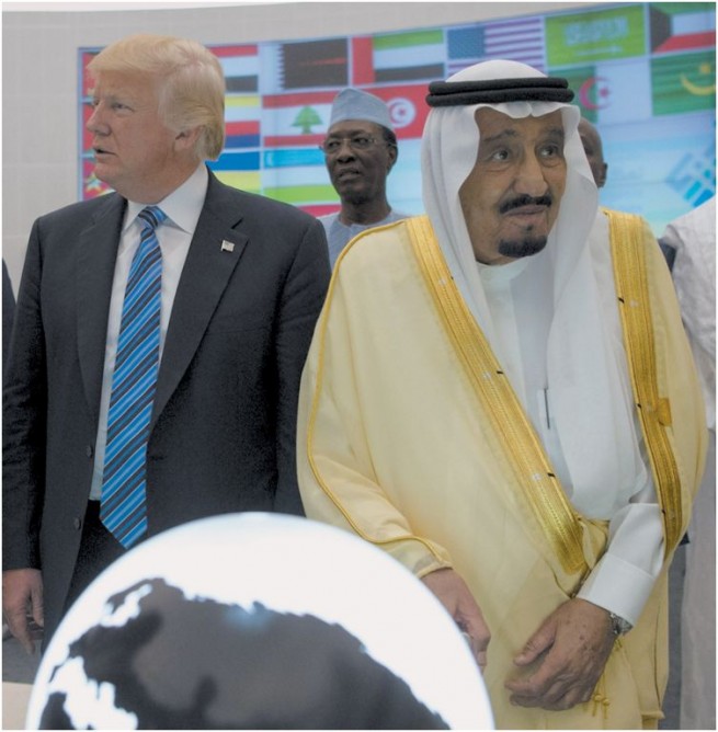 167482-trump-abdulziz-al-saud.jpg