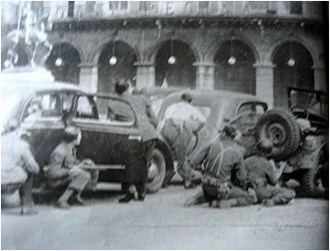 167997-combat-de-rue-paris-1944.jpg