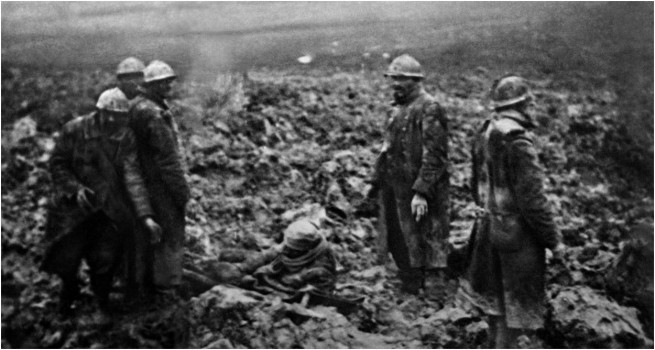 181908-poilus-verdun-1916.jpg