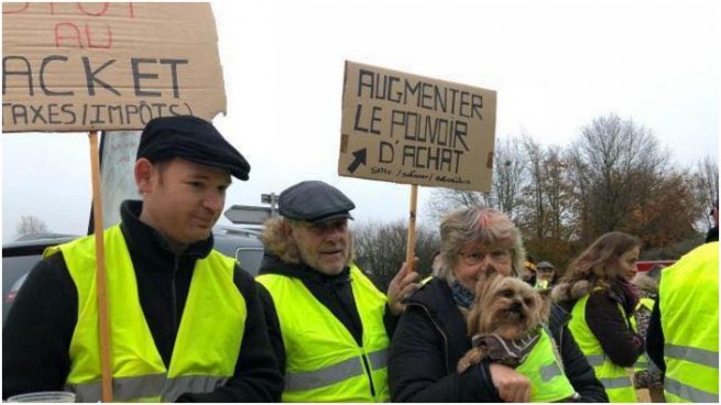 181940-gilets-jaunes-taxes-1.jpg