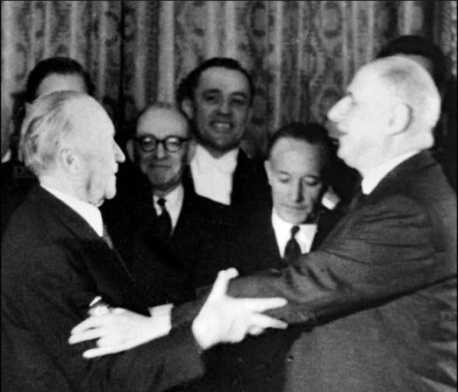 182145-degaulle-adenauer-trite-elysee-1962.png