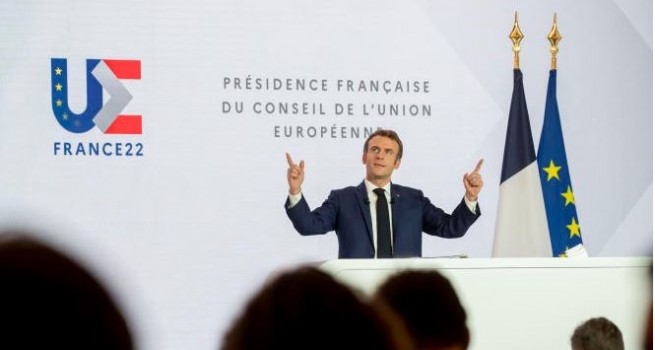 183012-macron-europe-2.jpg