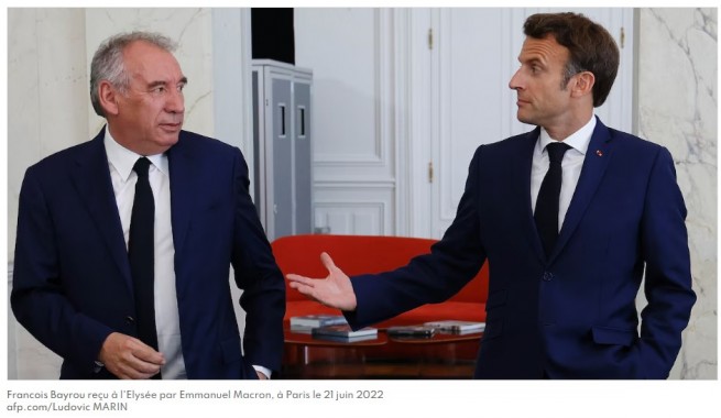 184398-bayrou-macron-1.jpg