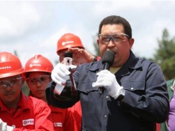 Chavez Petrole 1