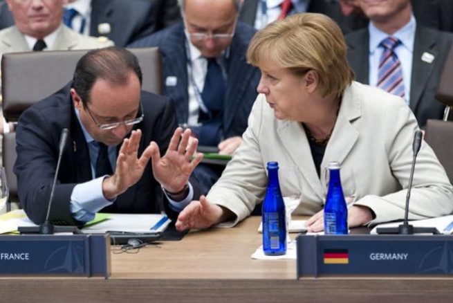 52437-hollande-merkel-1.jpg