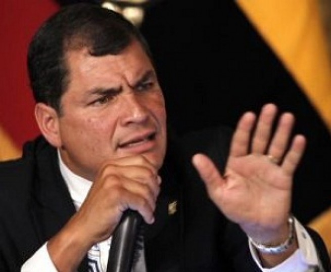 75143-rafael-correa-1.jpg