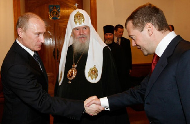 7866-patriarche-poutine-medvedev-1.jpg